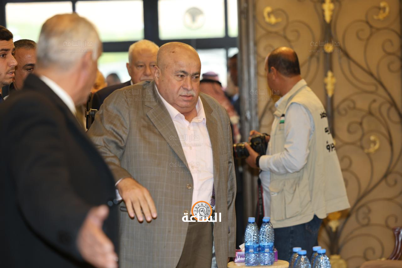 Madar Al-Saa Images 0.44654456869584014