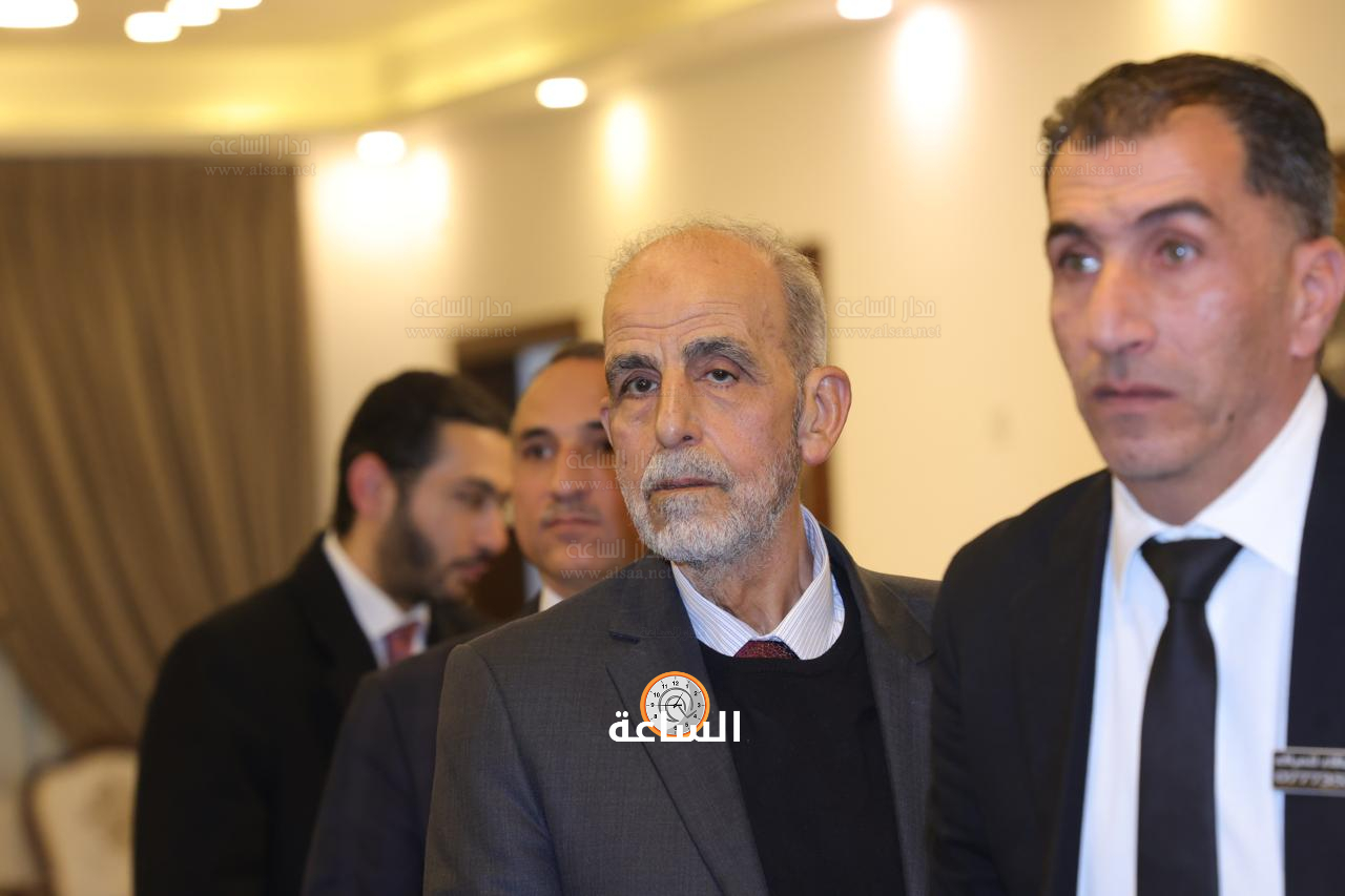 Madar Al-Saa Images 0.432960102407994