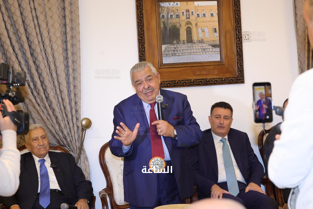 Madar Al-Saa Images 0.47791802612461587