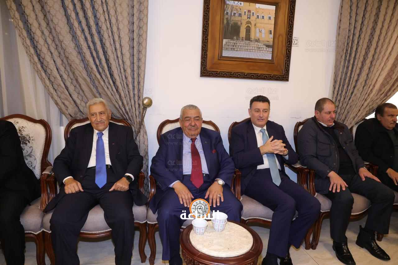 Madar Al-Saa Images 0.7001676478418835