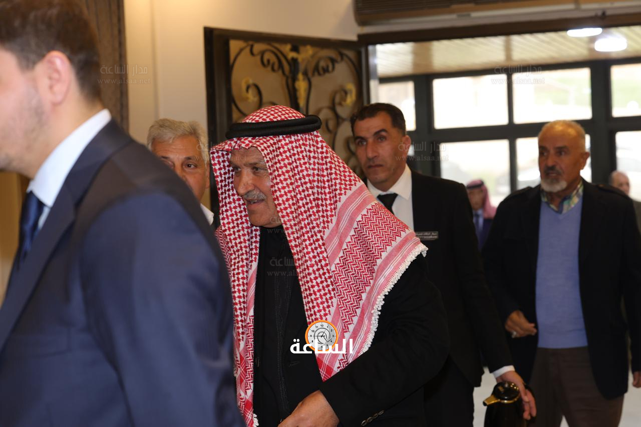 Madar Al-Saa Images 0.815976491474687