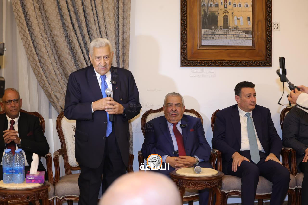 Madar Al-Saa Images 0.6369940817306915