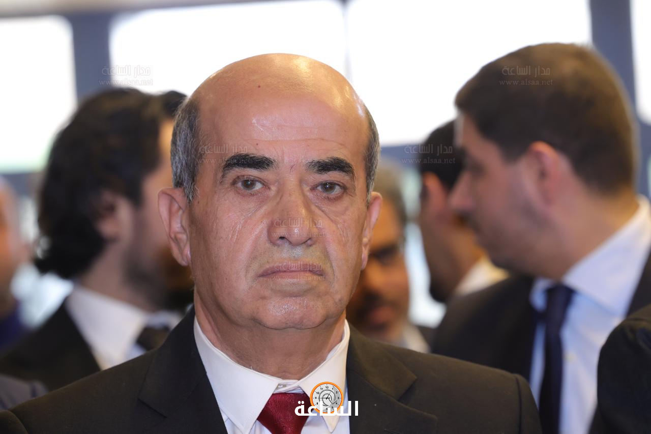 Madar Al-Saa Images 0.3996645546883466