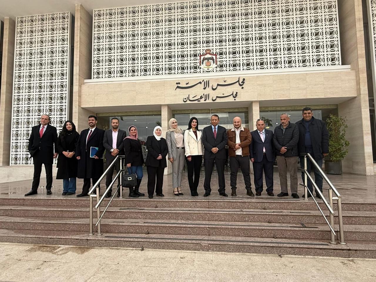 Madar Al-Saa Images 0.8212876019929461