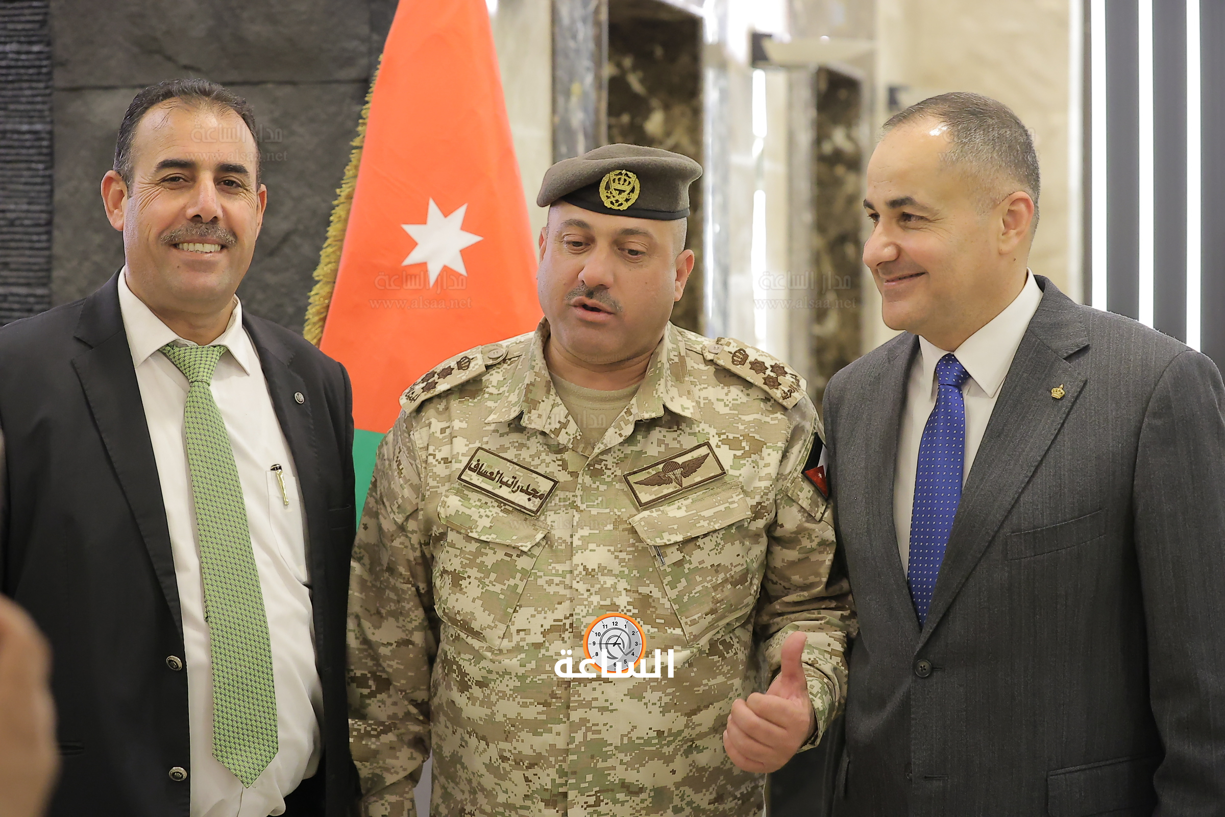 Madar Al-Saa Images 0.3388323581106588