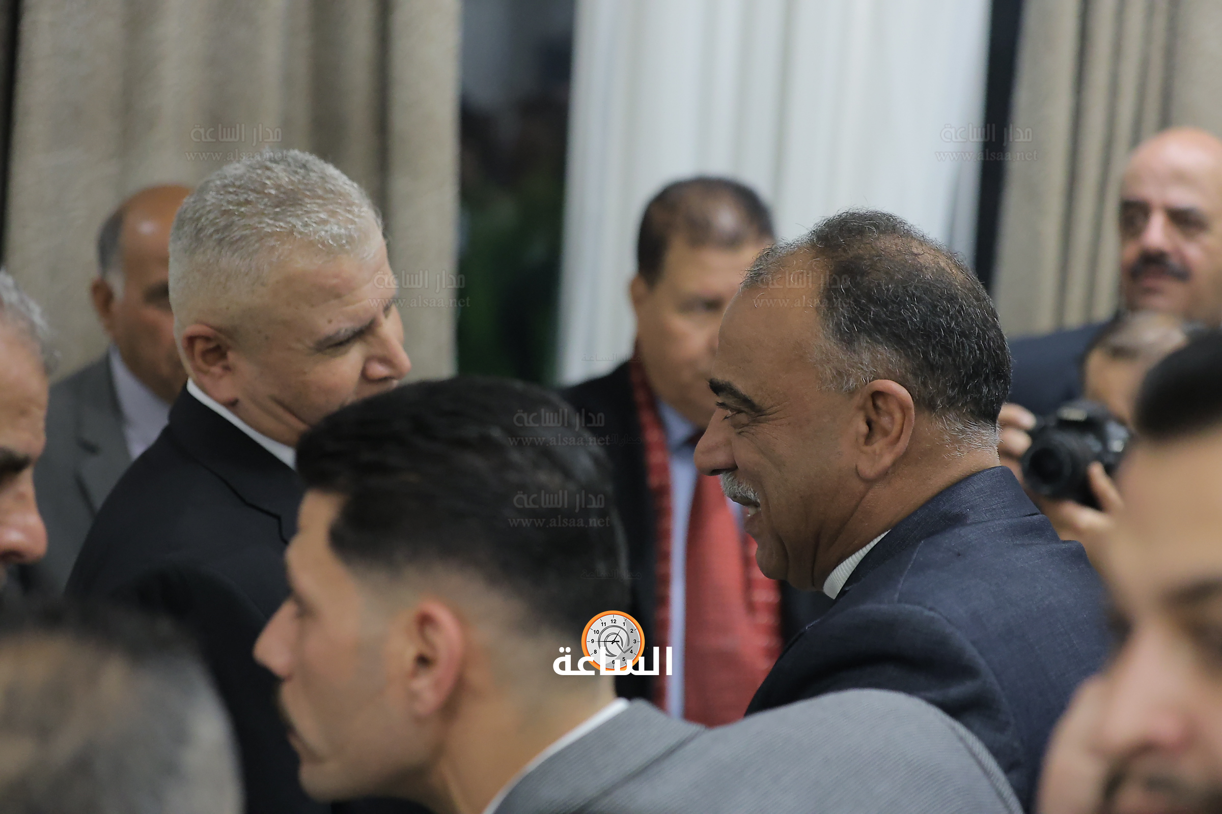 Madar Al-Saa Images 0.4021212047518268