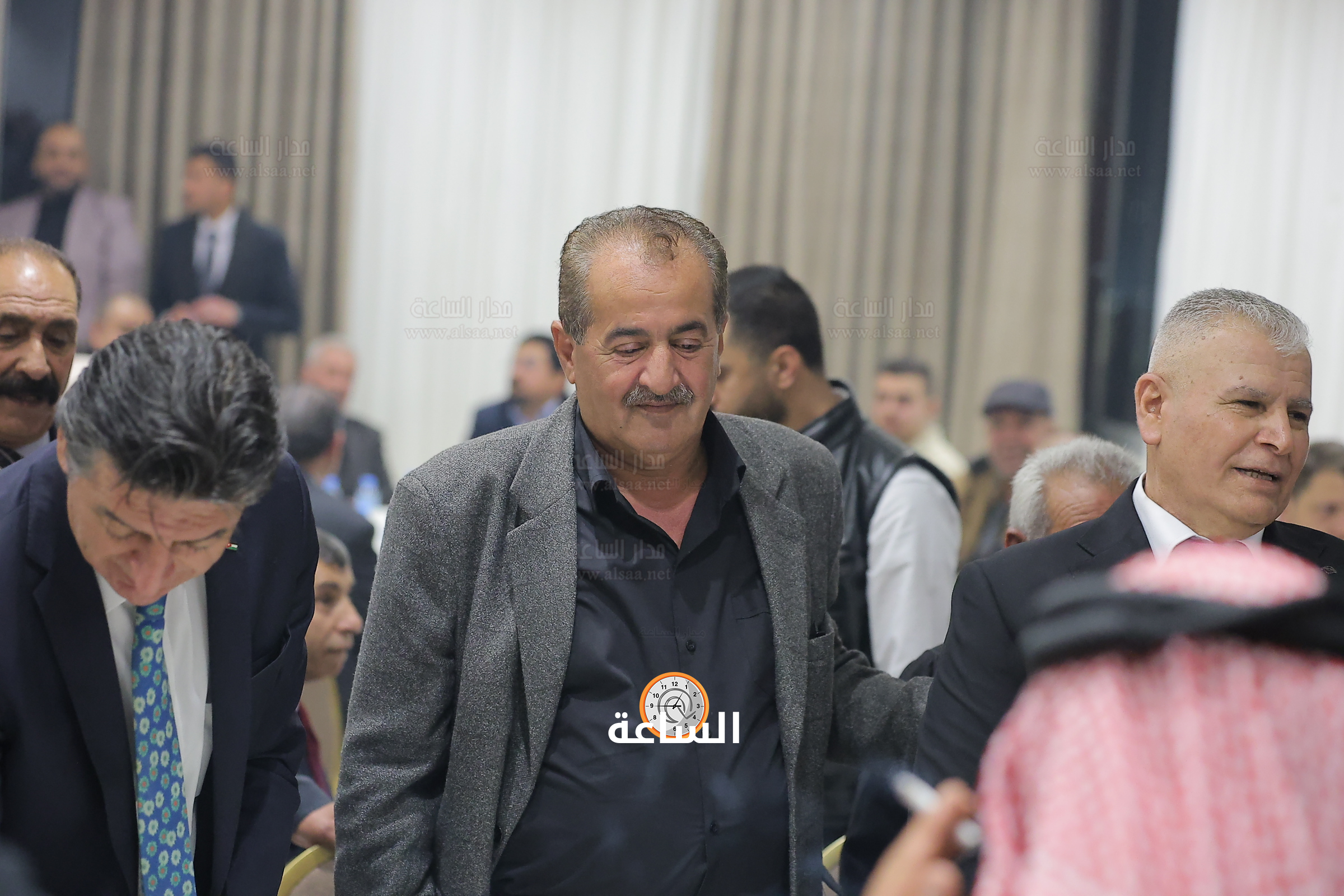 Madar Al-Saa Images 0.3879659607720356