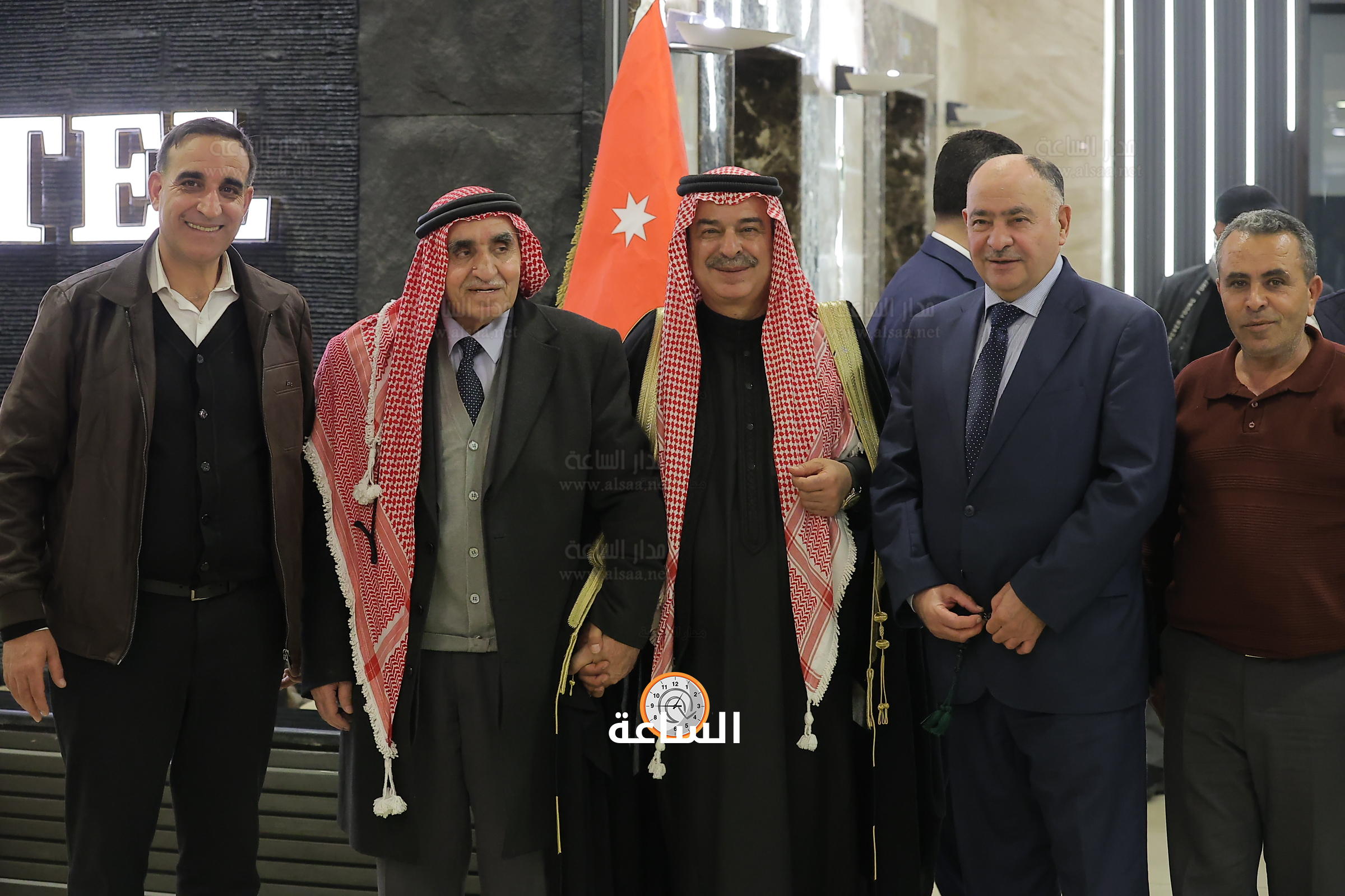 Madar Al-Saa Images 0.9187022131754862