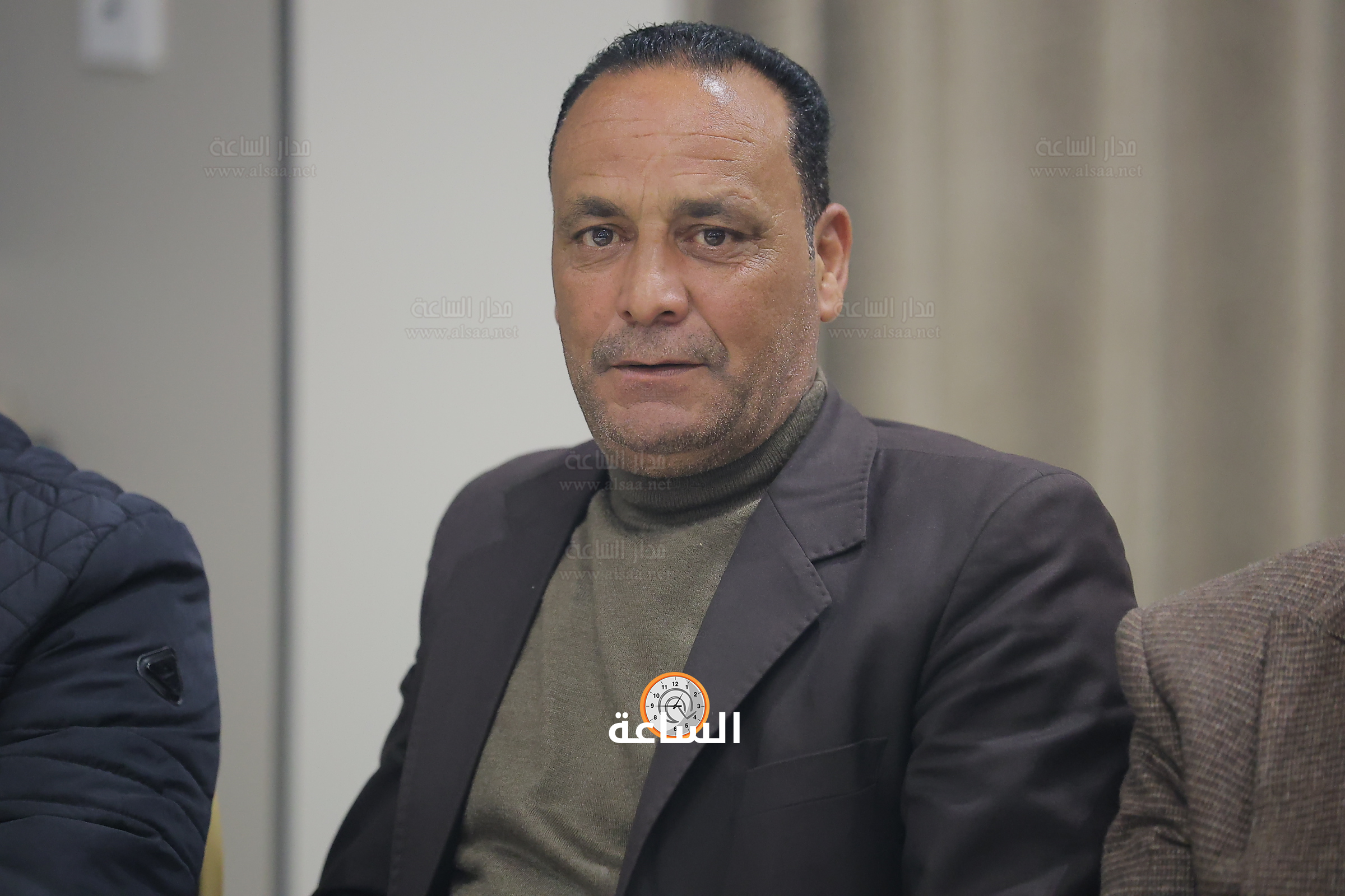 Madar Al-Saa Images 0.32221210134474776