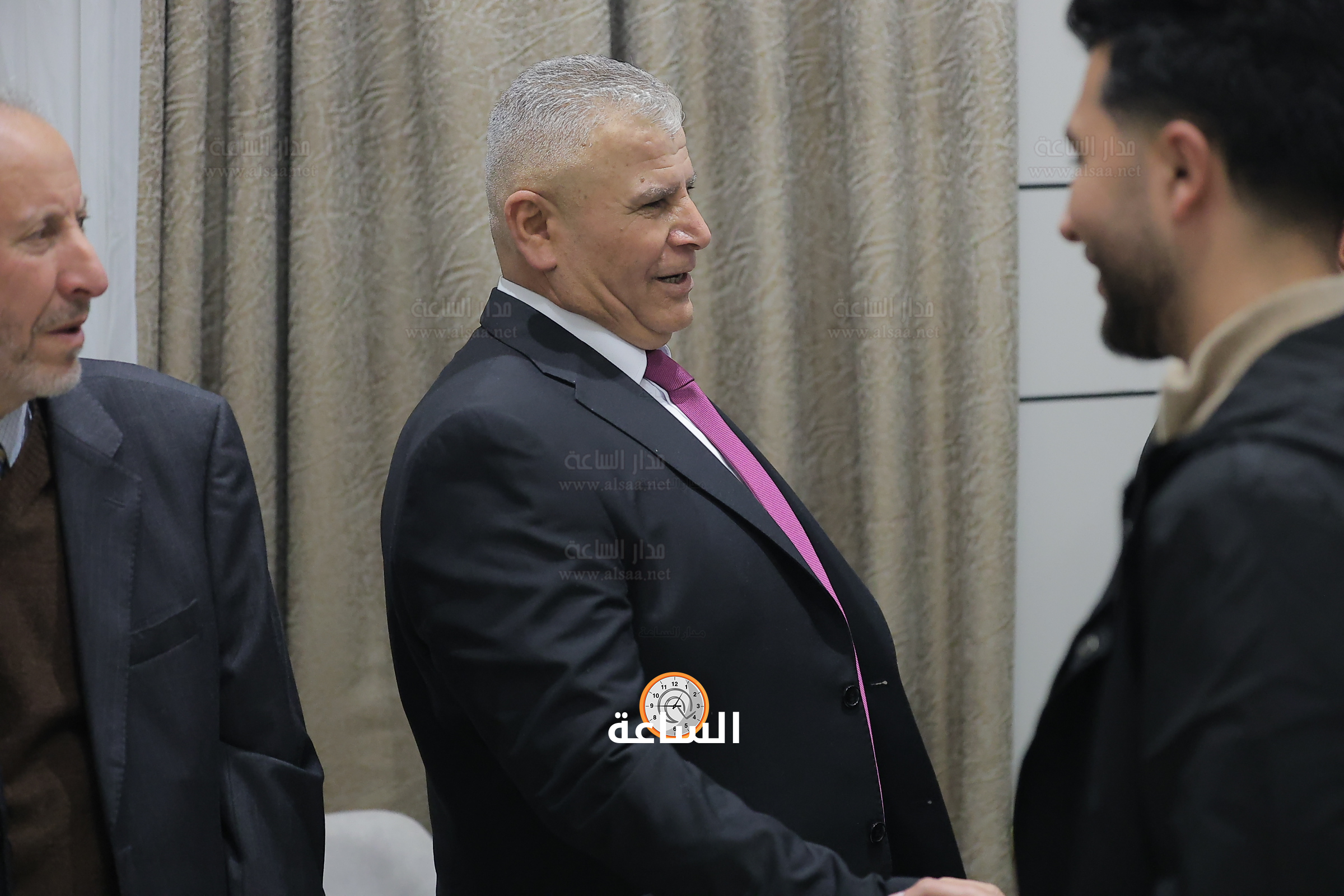 Madar Al-Saa Images 0.2556954444554945