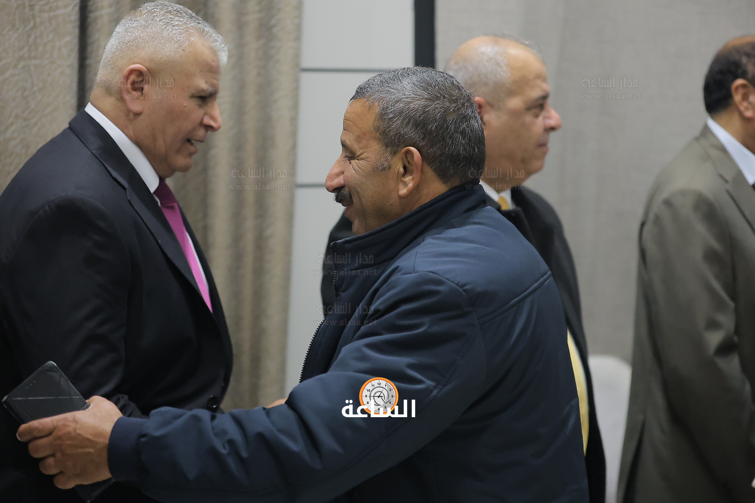 Madar Al-Saa Images 0.9091421436106499