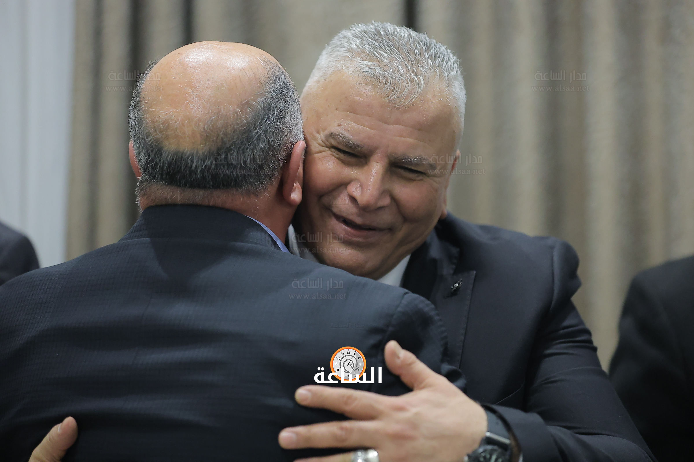 Madar Al-Saa Images 0.9313306441126634