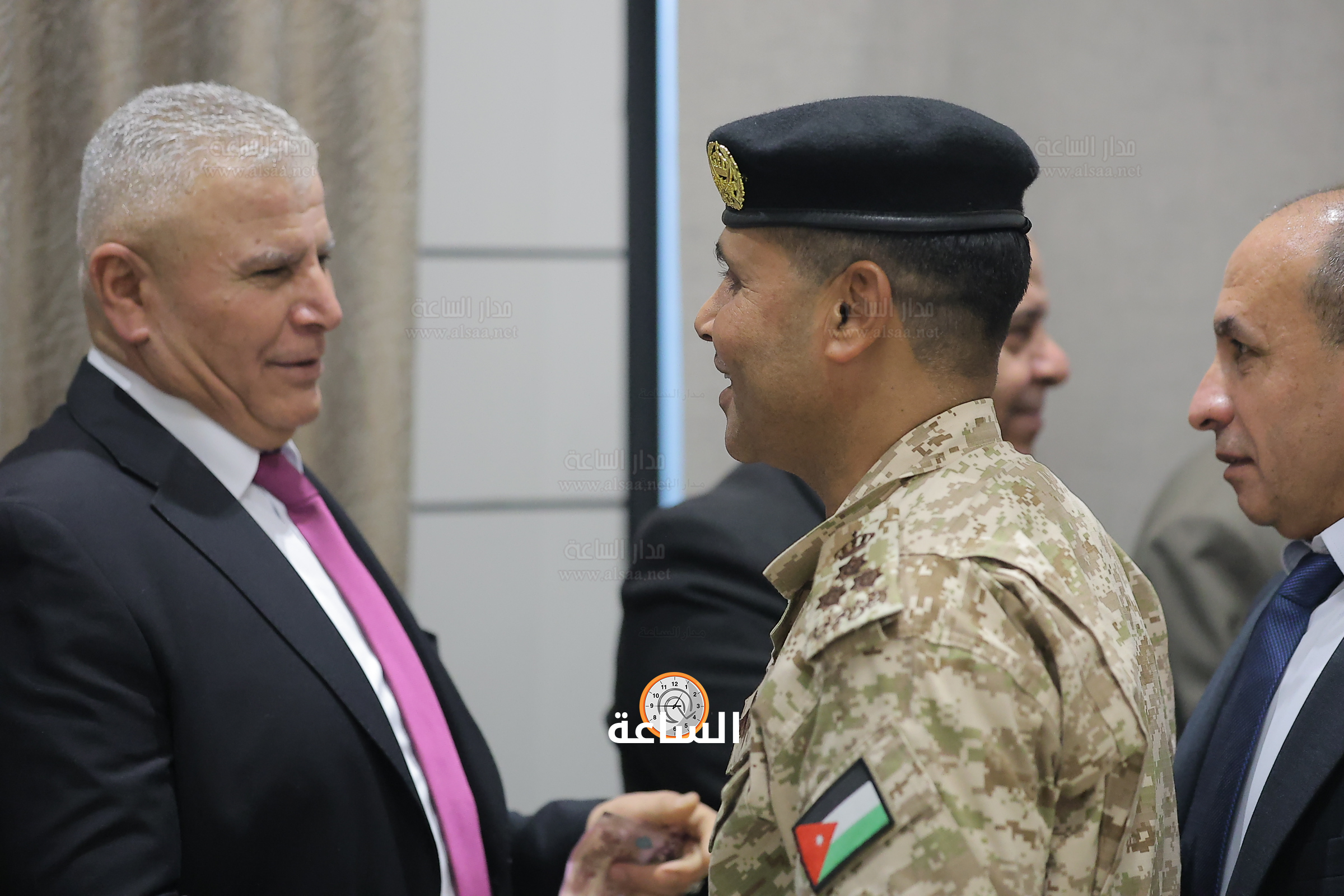 Madar Al-Saa Images 0.8041502790087693