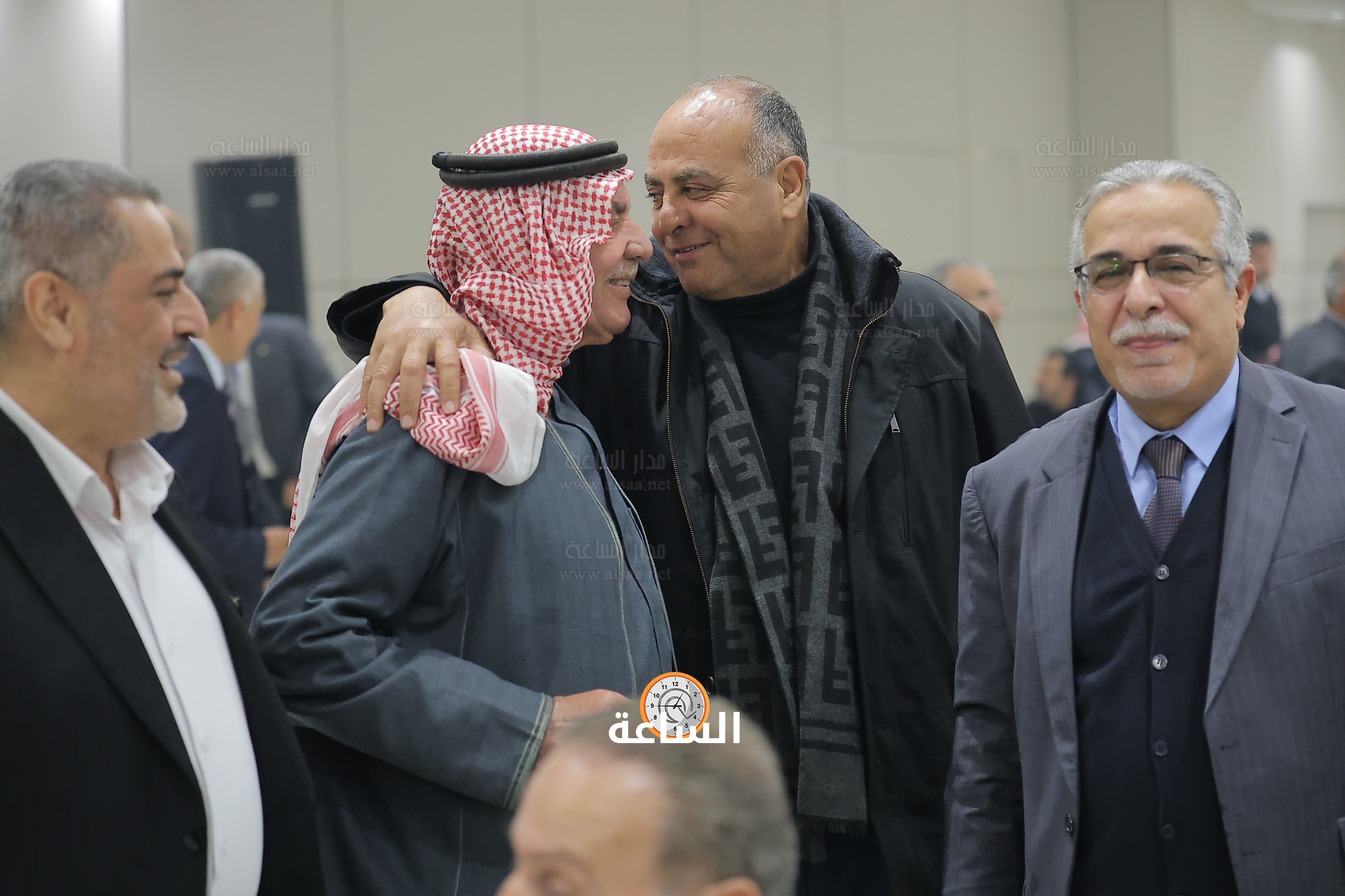 Madar Al-Saa Images 0.4144774722339064