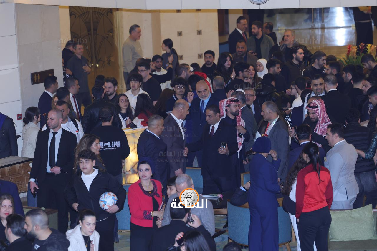 Madar Al-Saa Images 0.03014016983930823