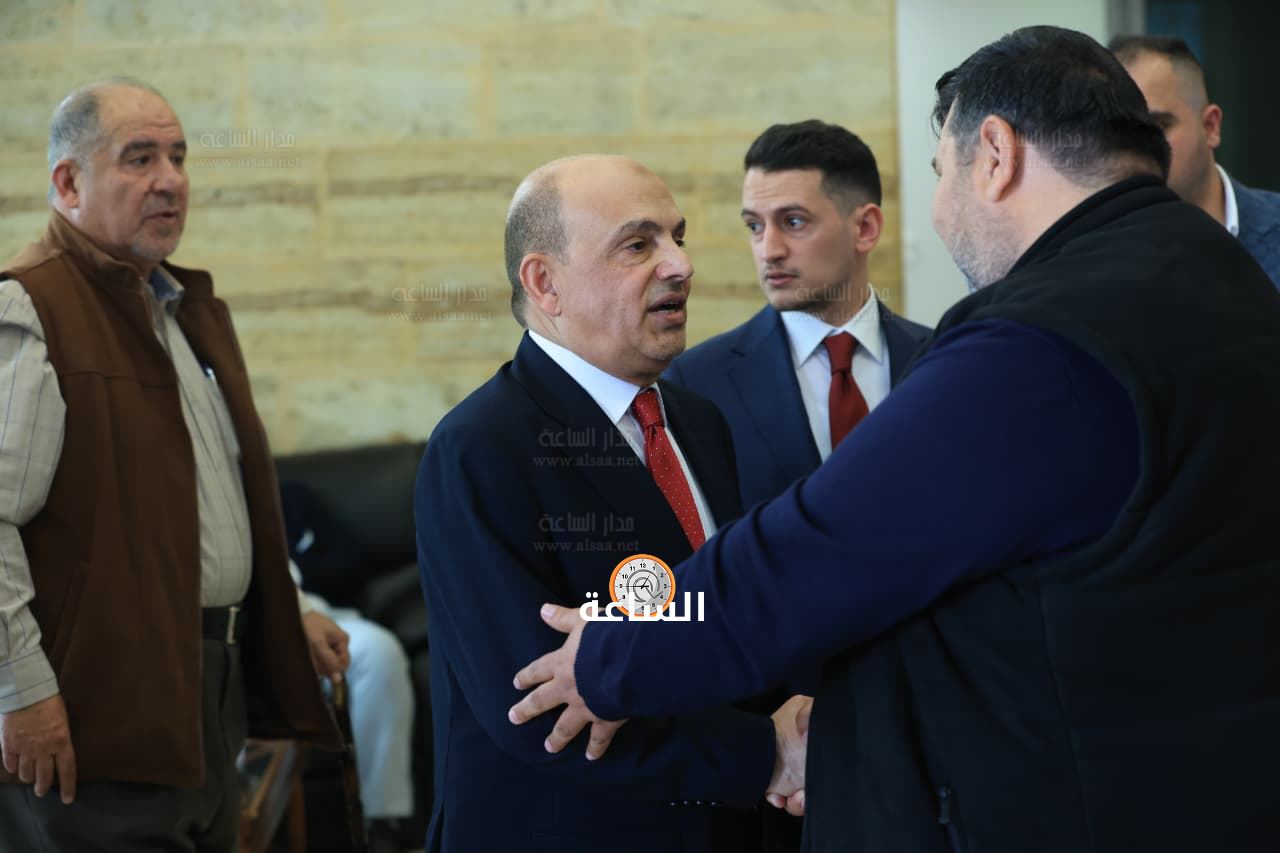 Madar Al-Saa Images 0.8810409579811026