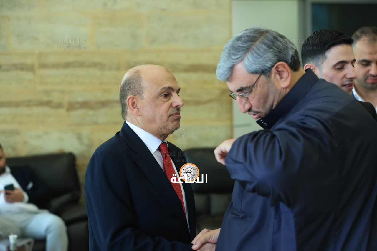 Madar Al-Saa Images 0.39488495022350056