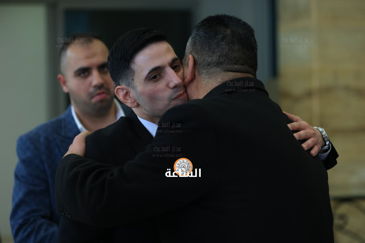 Madar Al-Saa Images 0.33434363839351877