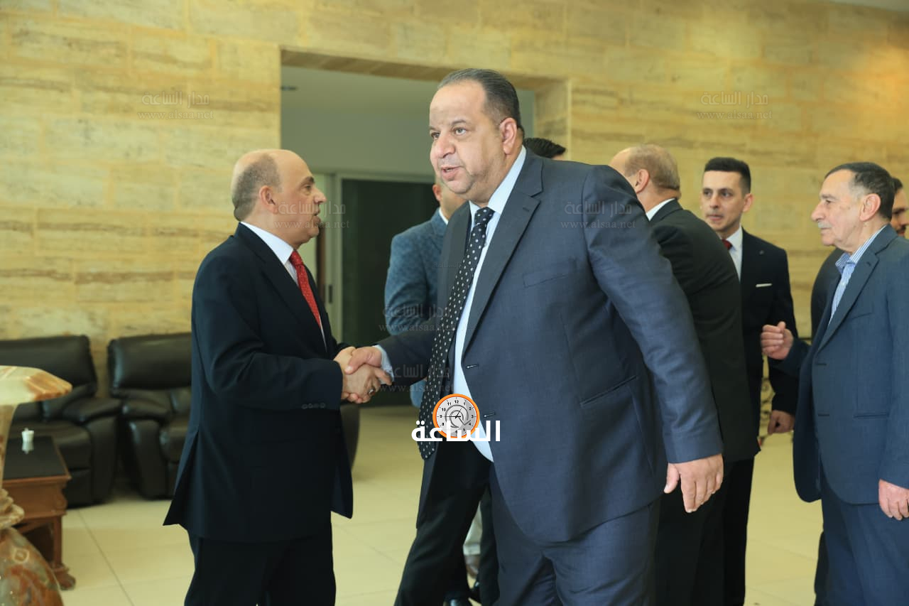 Madar Al-Saa Images 0.7670426195413976