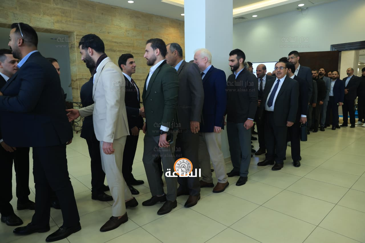 Madar Al-Saa Images 0.9773018312898636