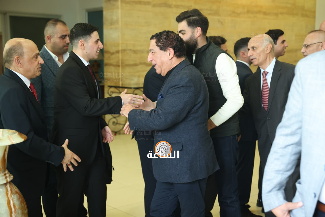 Madar Al-Saa Images 0.2422390709182205