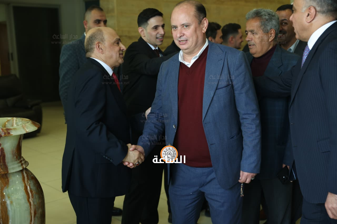 Madar Al-Saa Images 0.47438361410231766