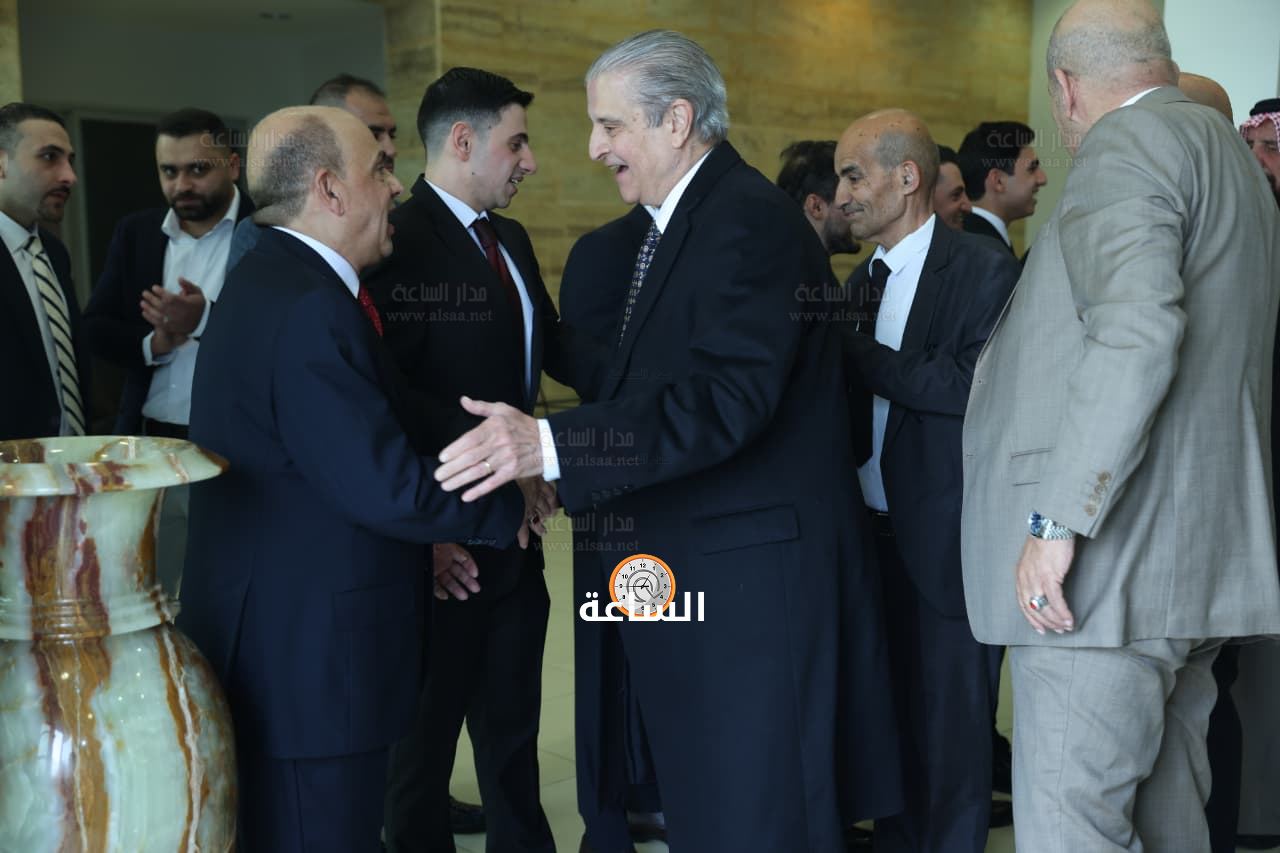 Madar Al-Saa Images 0.8694111456532427