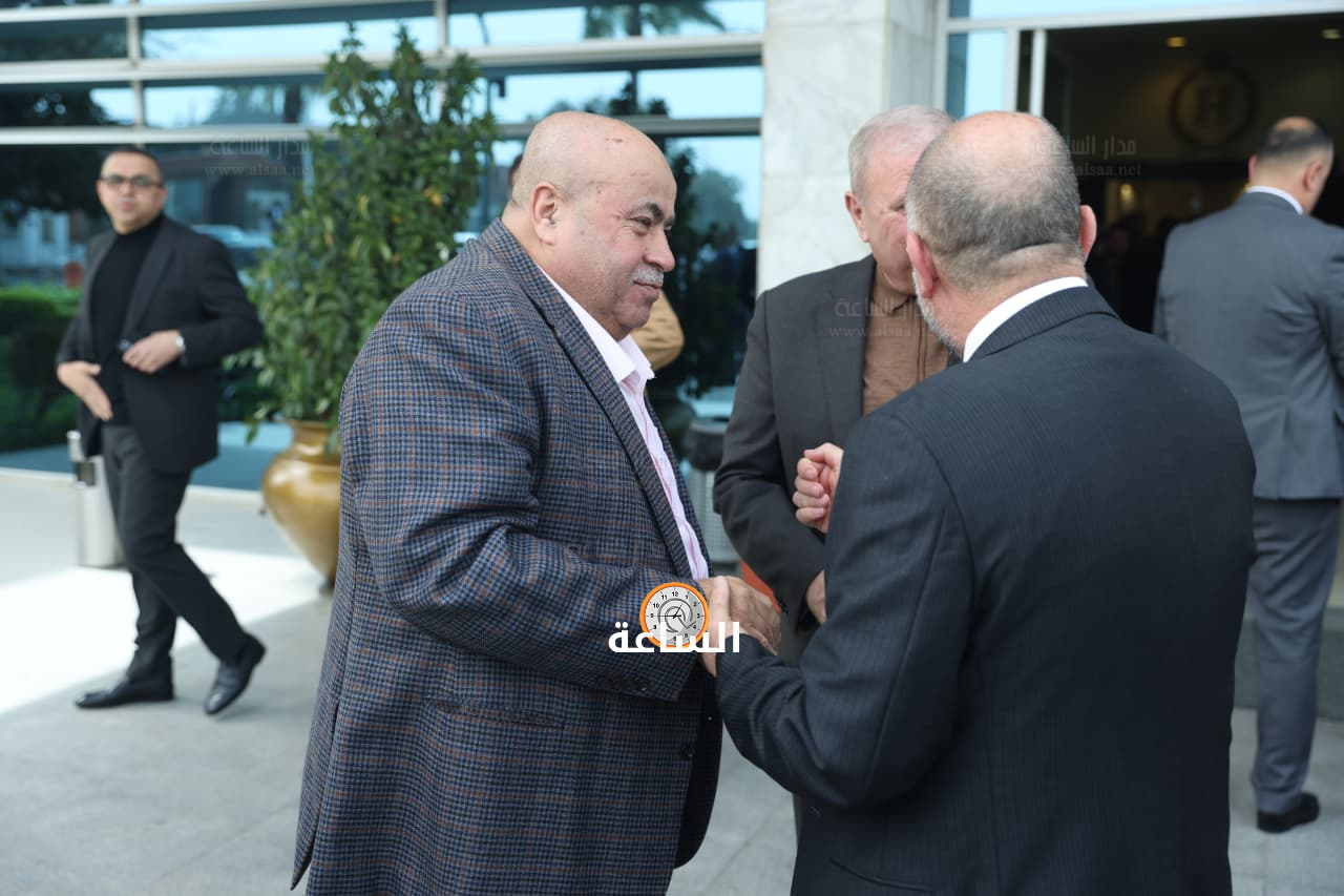 Madar Al-Saa Images 0.6468713395654356