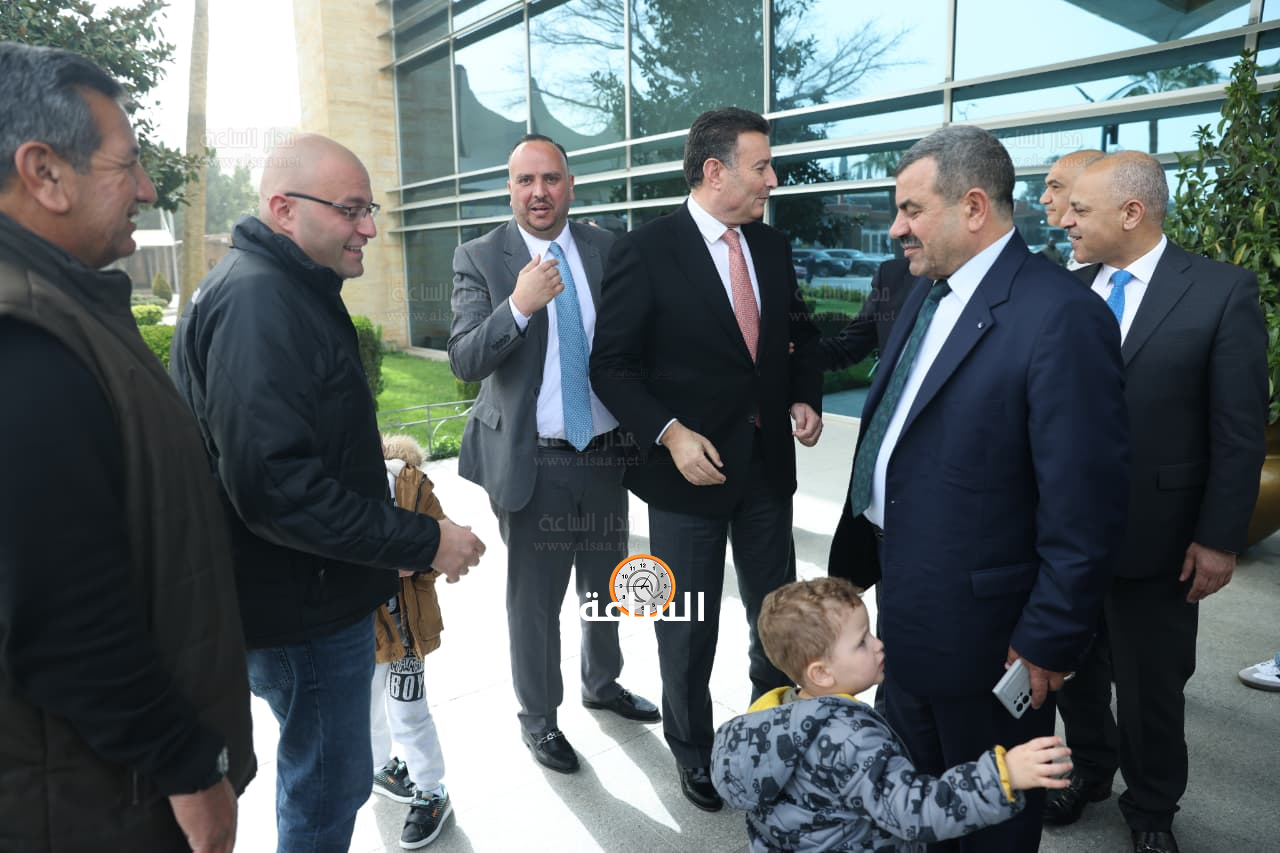 Madar Al-Saa Images 0.02074406507554205