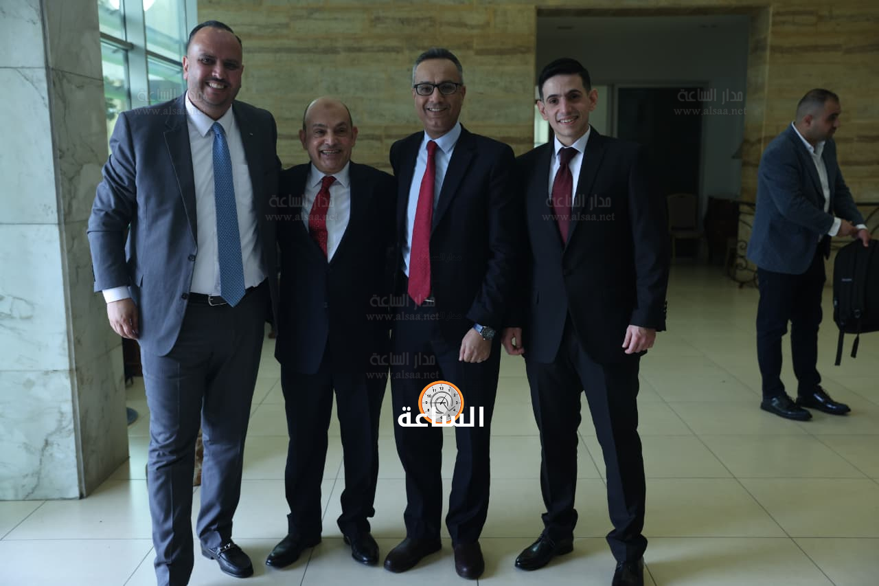 Madar Al-Saa Images 0.453889440687827