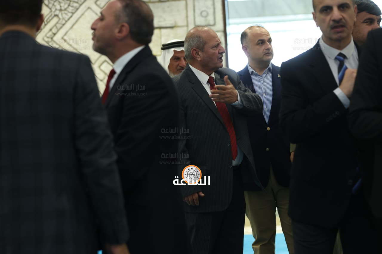 Madar Al-Saa Images 0.49442674854125823