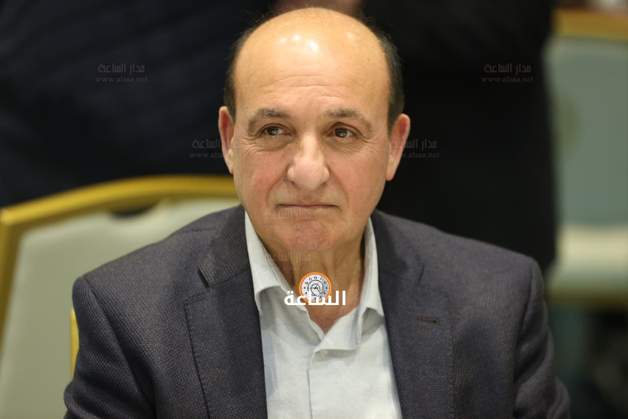 Madar Al-Saa Images 0.6403866703909092