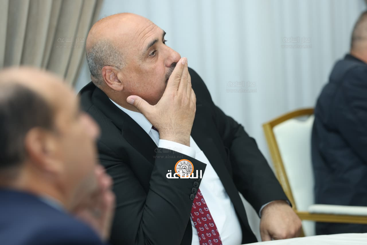 Madar Al-Saa Images 0.17873639342450154