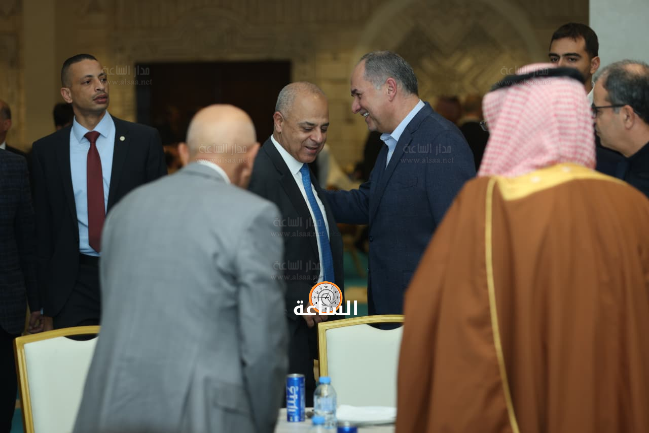 Madar Al-Saa Images 0.33302905200406874