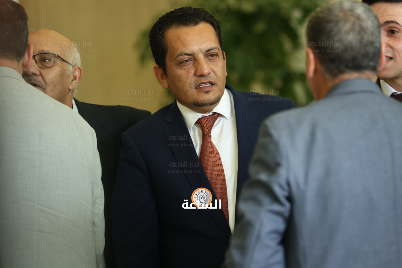 Madar Al-Saa Images 0.5216600037712401