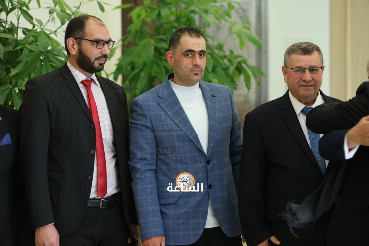 Madar Al-Saa Images 0.8937390404606544