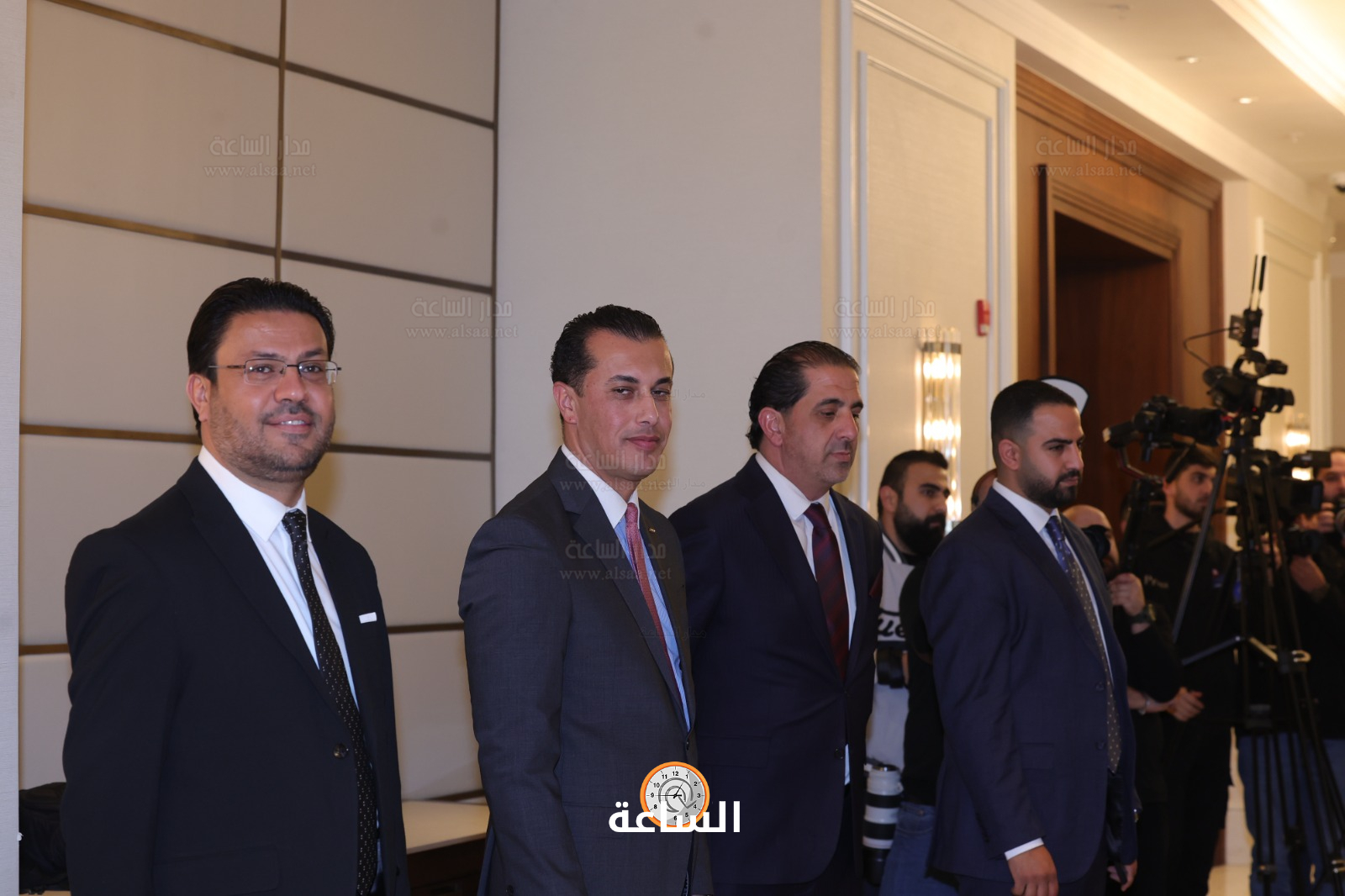 Madar Al-Saa Images 0.9097393175000126