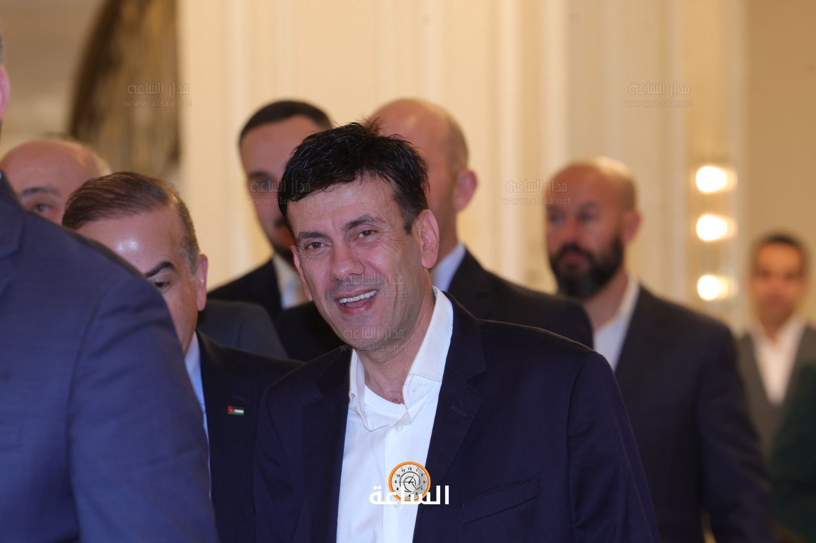 Madar Al-Saa Images 0.3219806944496033