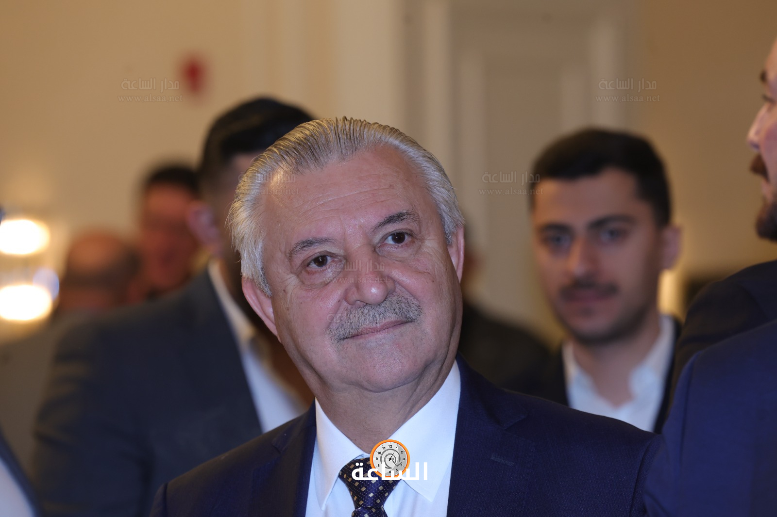 Madar Al-Saa Images 0.7544272103835645