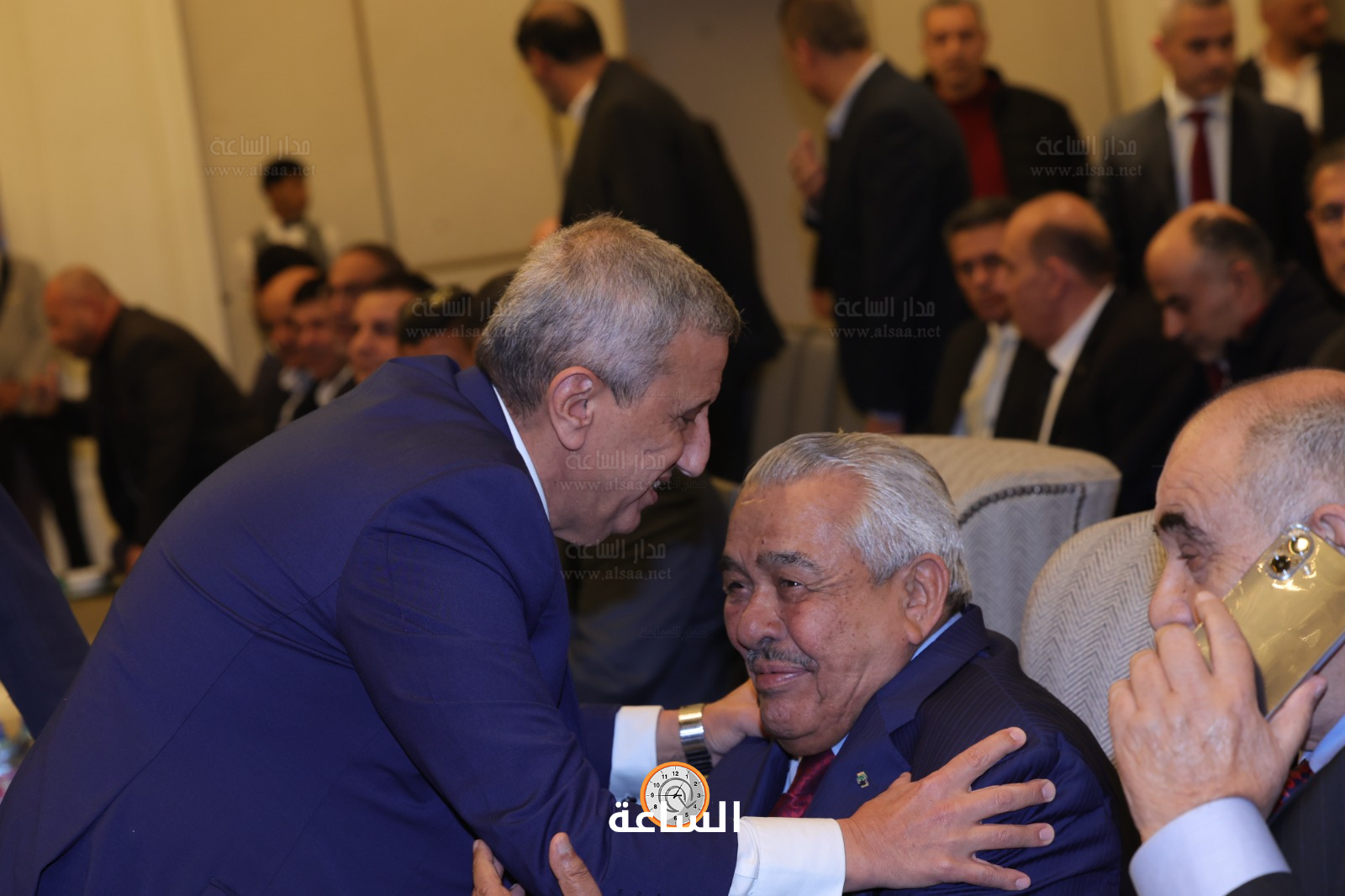 Madar Al-Saa Images 0.10199506718329865