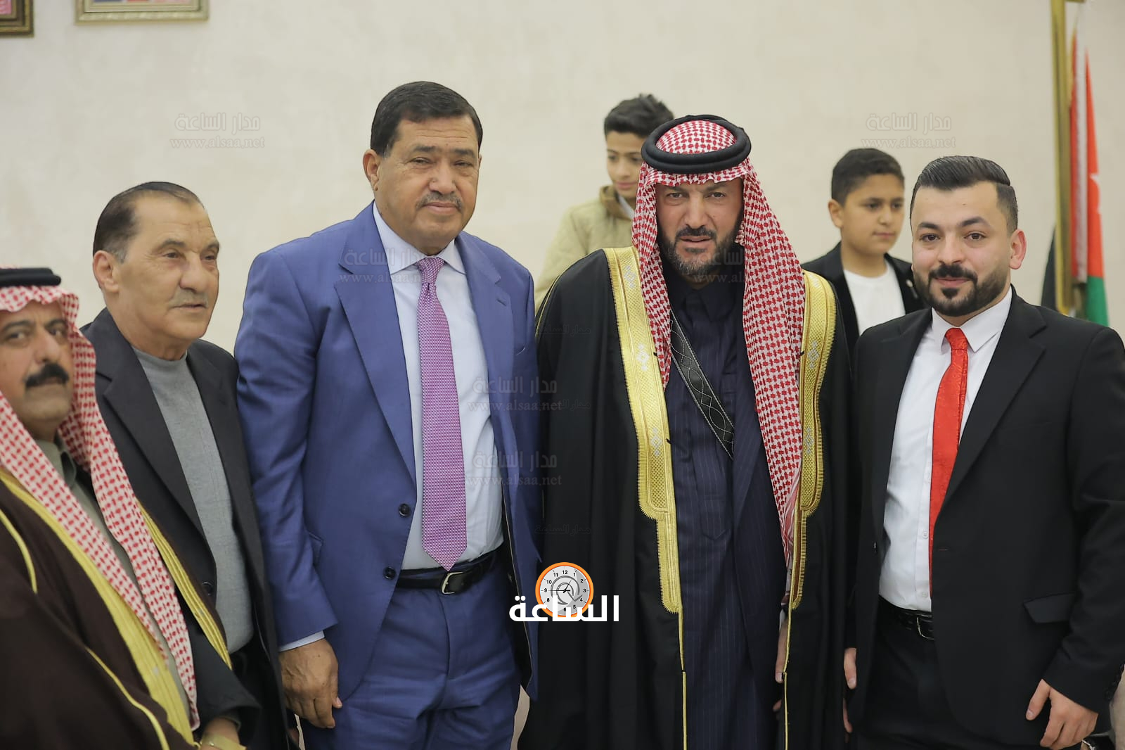 Madar Al-Saa Images 0.7081675549261016