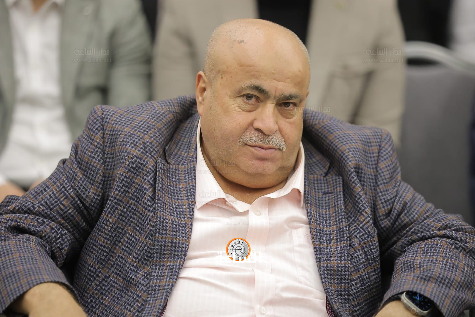 Madar Al-Saa Images 0.0944343568917736