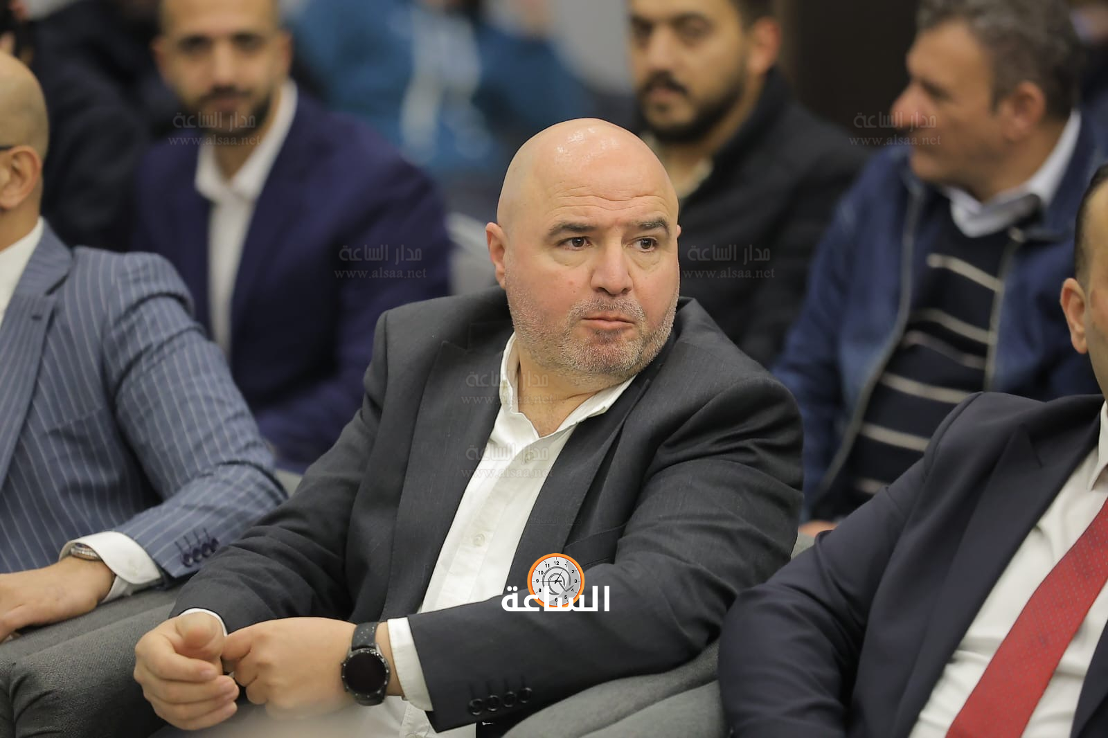 Madar Al-Saa Images 0.4367097113376912