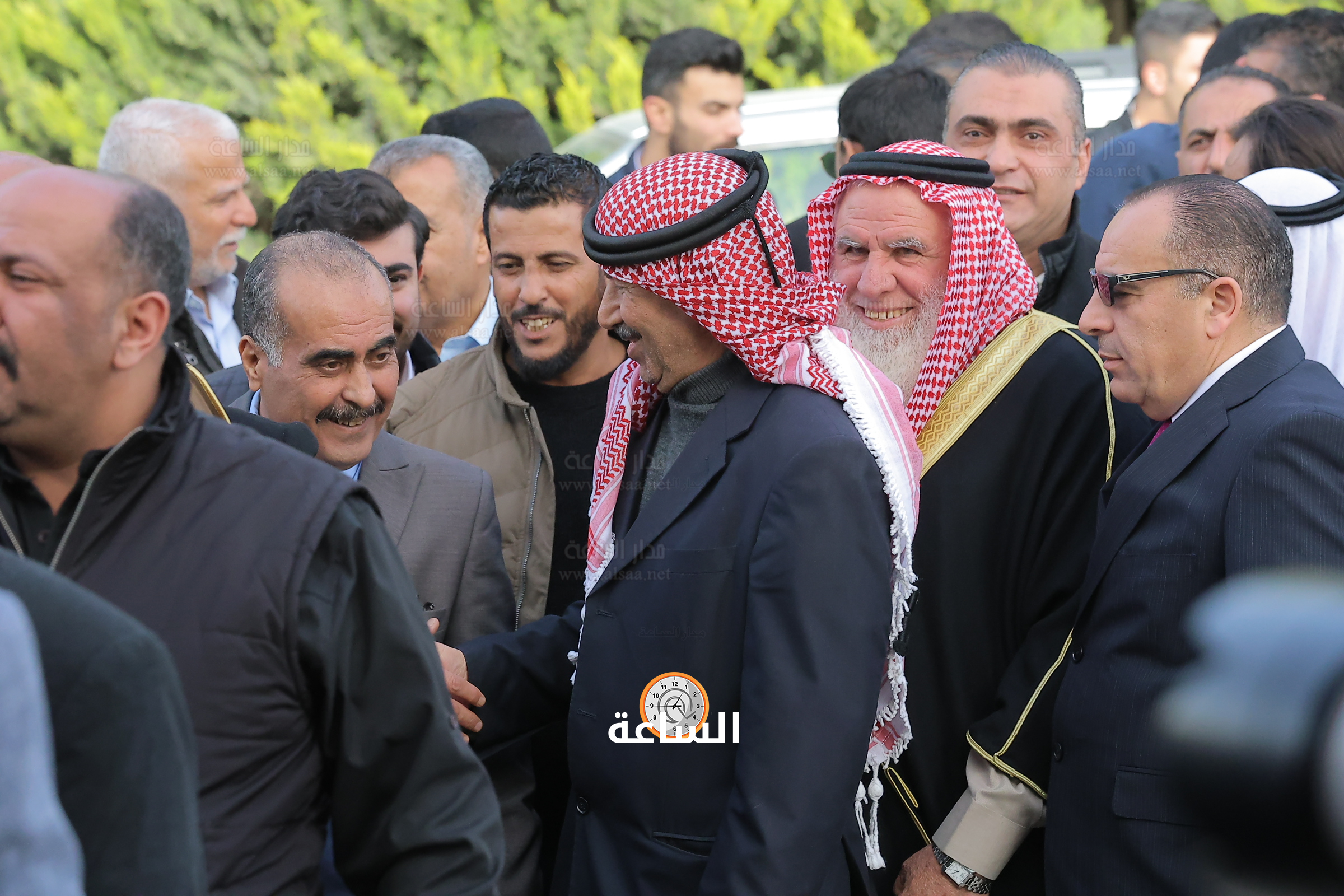 Madar Al-Saa Images 0.4939511215014356