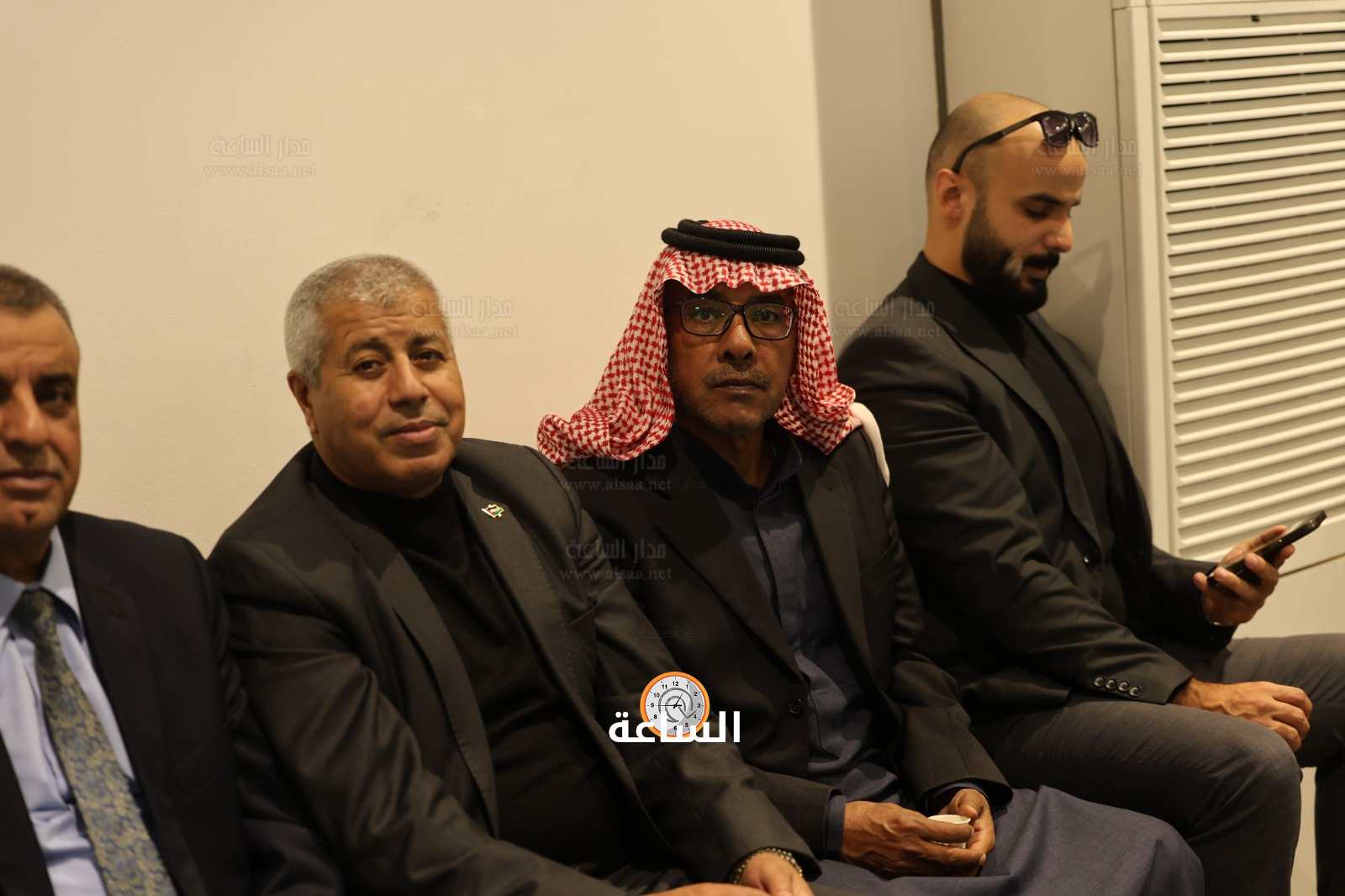 Madar Al-Saa Images 0.967500581007468