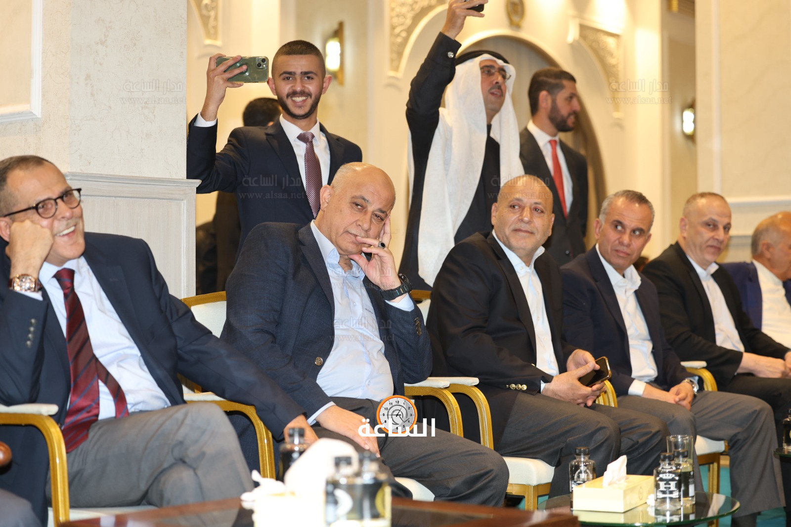 Madar Al-Saa Images 0.6518668011302154