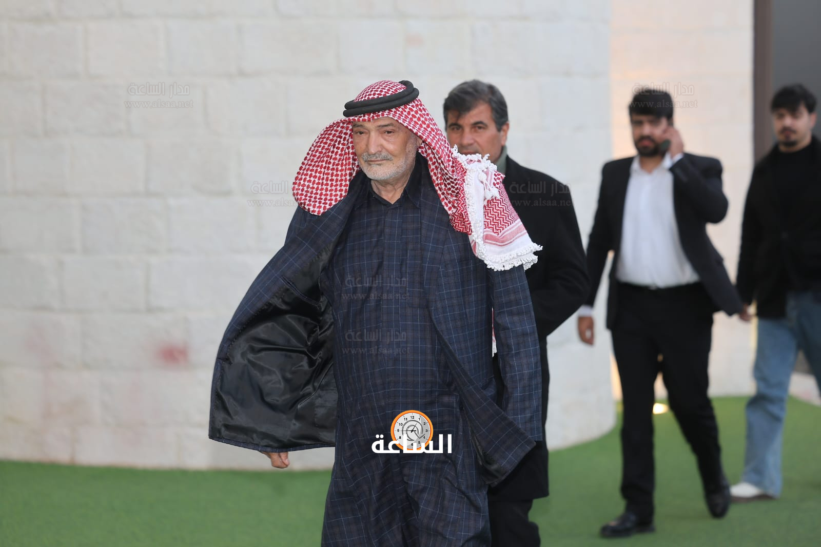 Madar Al-Saa Images 0.8777690161511215