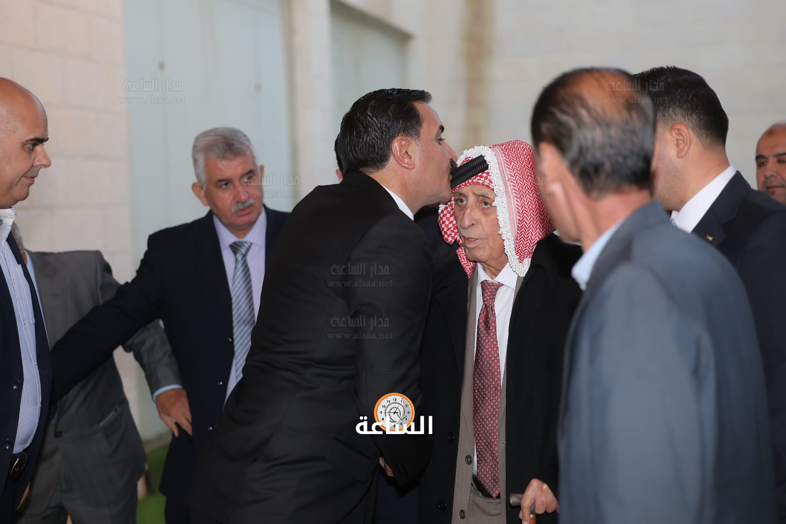 Madar Al-Saa Images 0.5774826085636932