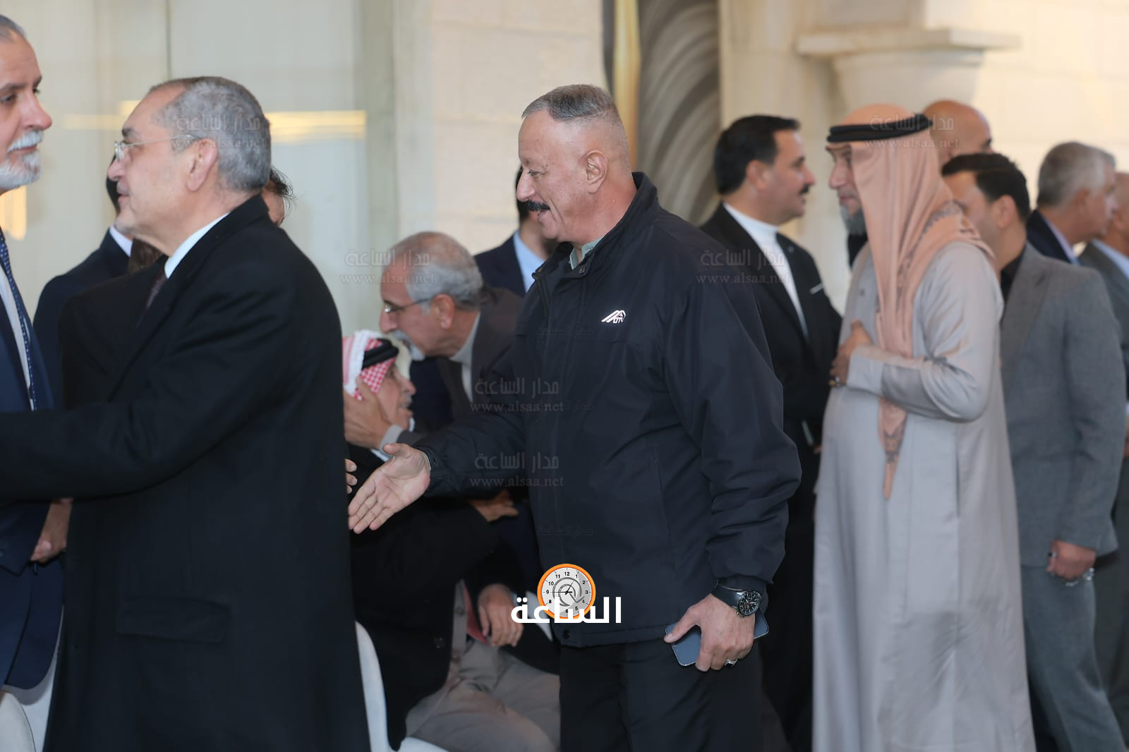 Madar Al-Saa Images 0.5549180640122363