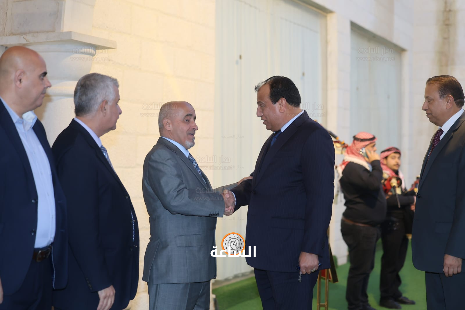 Madar Al-Saa Images 0.20442106482958522